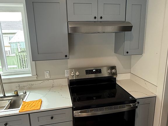2nd image of 4000 Longview St Unit 7