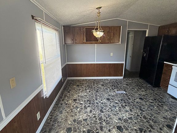 5th image of 336 Rothwood Rd #127