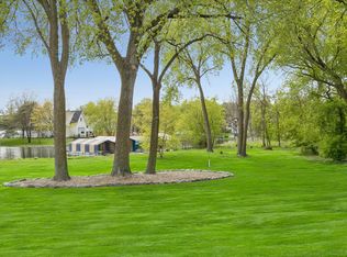 2497 Kelly Ave, Excelsior, MN 55331
