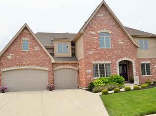 2101 Viewside Dr, New Lenox, IL 60451