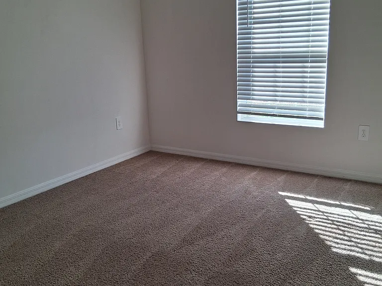 857 Youngreen Dr — Photo 6