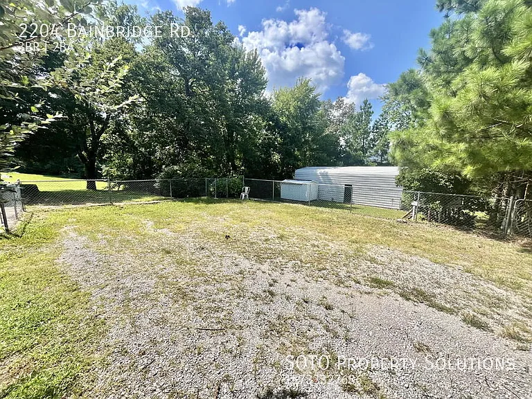 2204 Bainbridge Rd — Photo 60