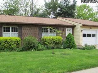203 Oakmont Ct, Wooster, OH