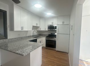 5637 Saint James Ct #1, Oak Lawn, IL 60453