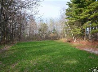 Erskine Rd, Hemlock, MI 48626