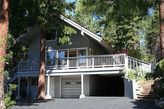 1054 War Bonnet Way photo 1