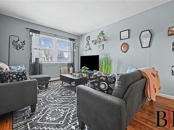 5th image of 180 Beach 118th St