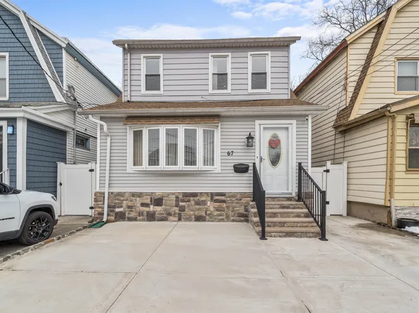67 W 57th St, Bayonne, NJ 07002