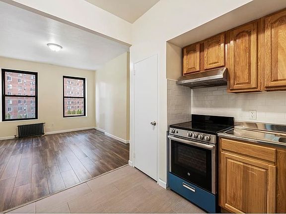 2nd image of 19 Division St #6B