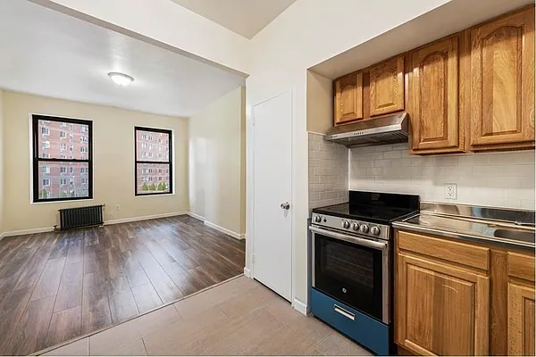 Rented by Douglas Elliman | media 16