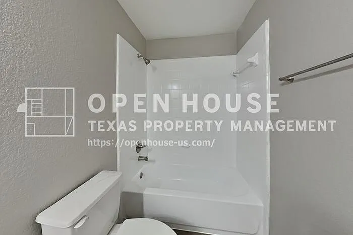 7718 Balsam Crossing Ln — Photo 15
