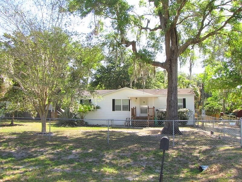1st image of 4915 Indian Oak Dr