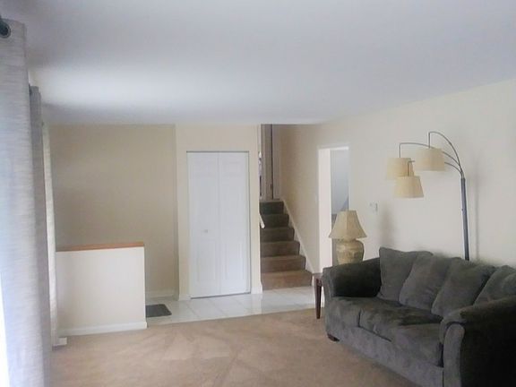 3rd image of 157 Malibu Dr