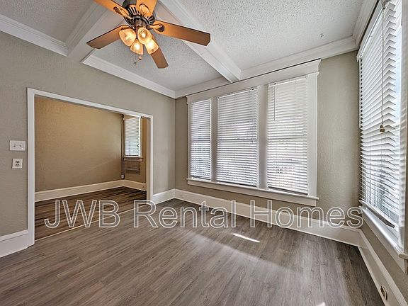 4th image of 2743 Vernon Ter APT 9