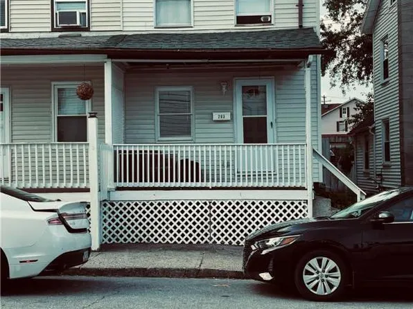 203 Bangor St, Bangor, PA 18013