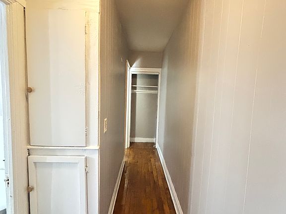 2nd image of 721 Ashland Ave #4R
