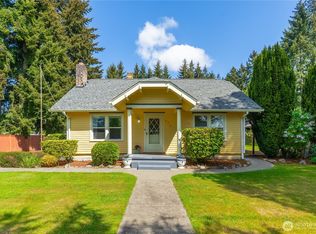 6713 128th St E, Puyallup, WA 98373