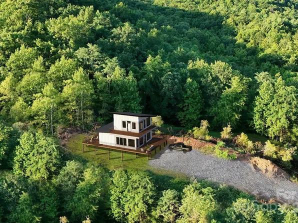 221 Serenity Ridge Trl, Andrews, NC 28901