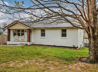 1440 Hickory Point Rd, Clarksville, TN 37043