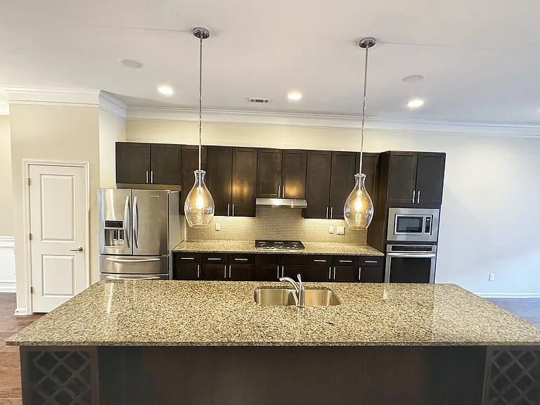 745 Fountainhead Ln NE #14 — Photo 7