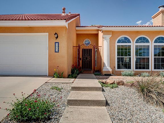 5th image of 5913 Painted Pony Dr NW