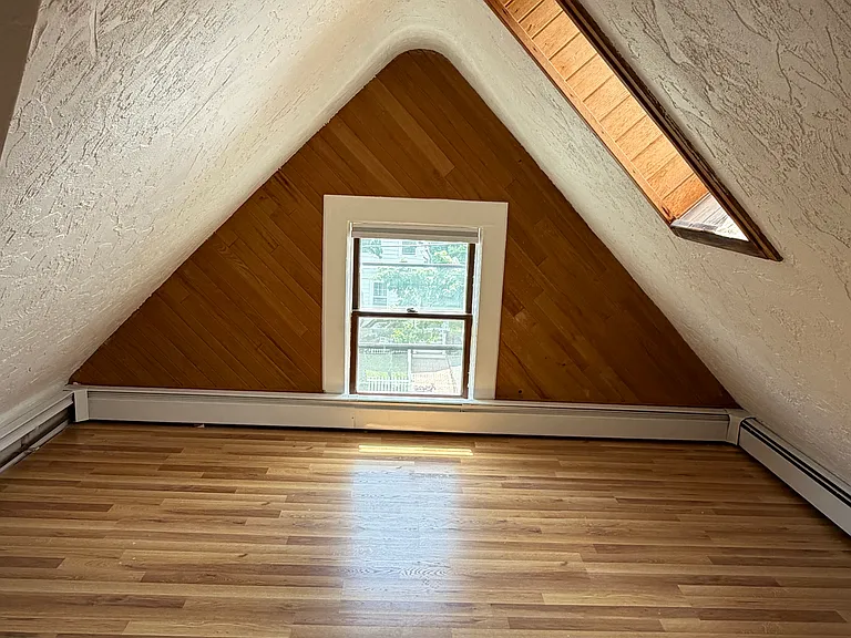15 Linwood St #2 — Photo 11