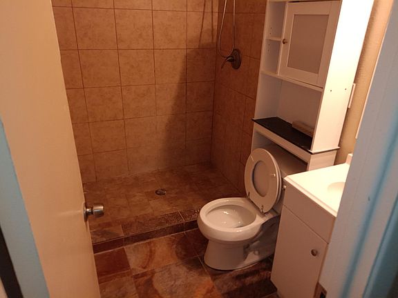 4th image of 2003 Costa Mesa Dr