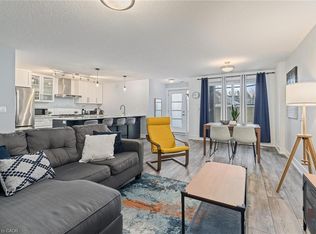 17 Centre St #102, Orangeville, ON