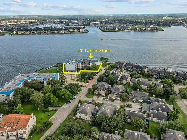 401 Lakeside Ln #111 — Photo 3