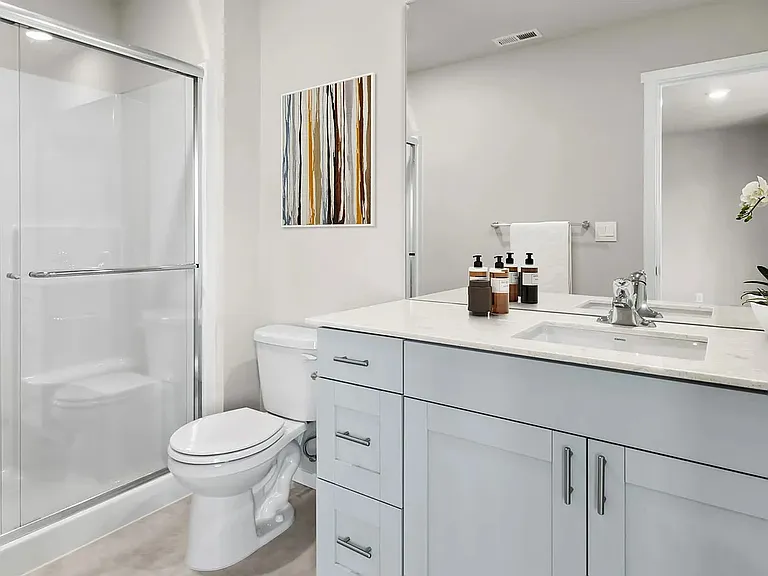 4322 Savannah Loop NE — Photo 12