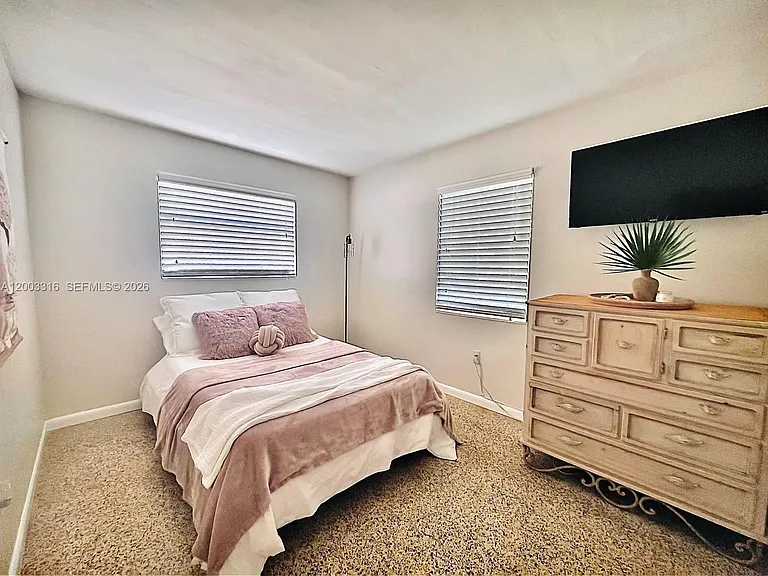 9840 SW 165th Ter — Photo 12