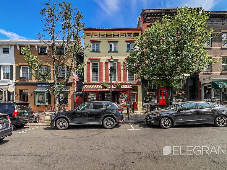35 Main St #1 — Photo 10