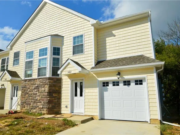 1430 Jadden Ct, Bethlehem, PA 18015