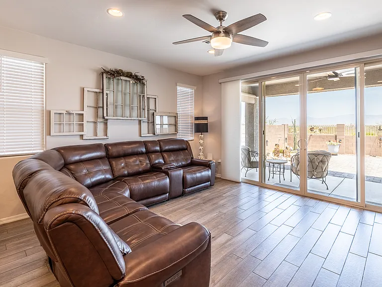 12088 E Ryscott Cir — Photo 24