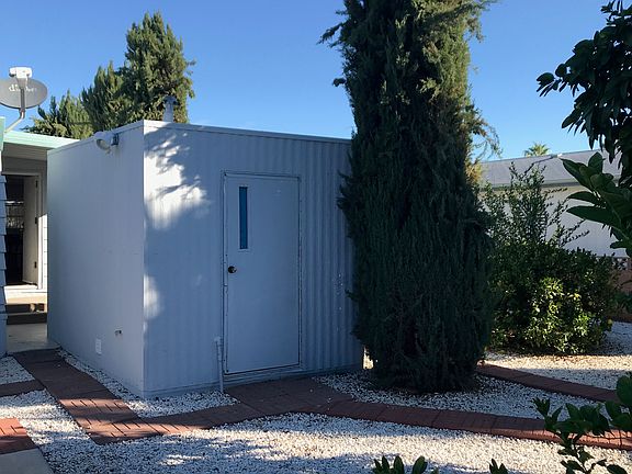 3rd image of 9001 E Eleanor Ave
