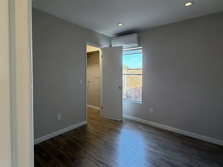 4430 Laurel St #2 — Photo 12