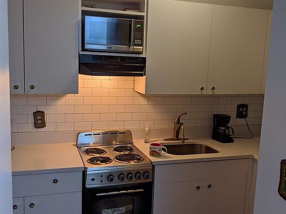 5th image of 160 E 91st St APT 1F
