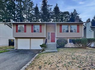 1916 150th St E, Tacoma, WA 98445