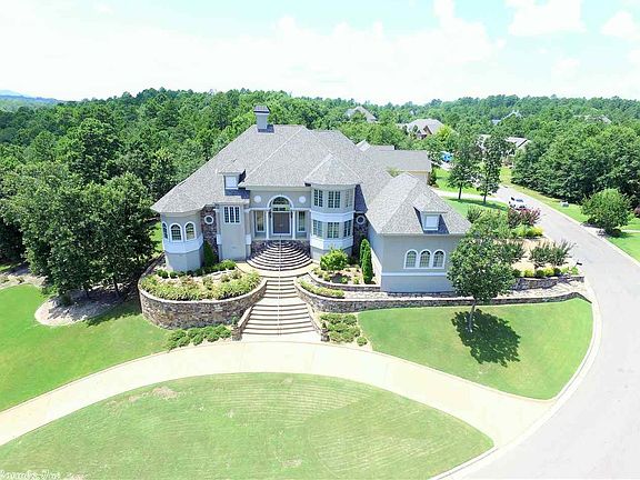2nd image of 220 Oakshores Cir