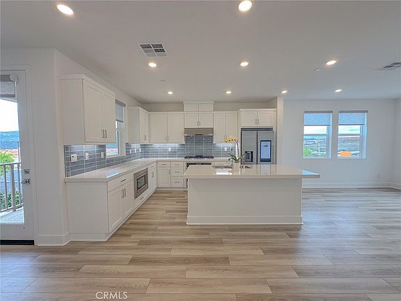 3rd image of 31682 Williams Way