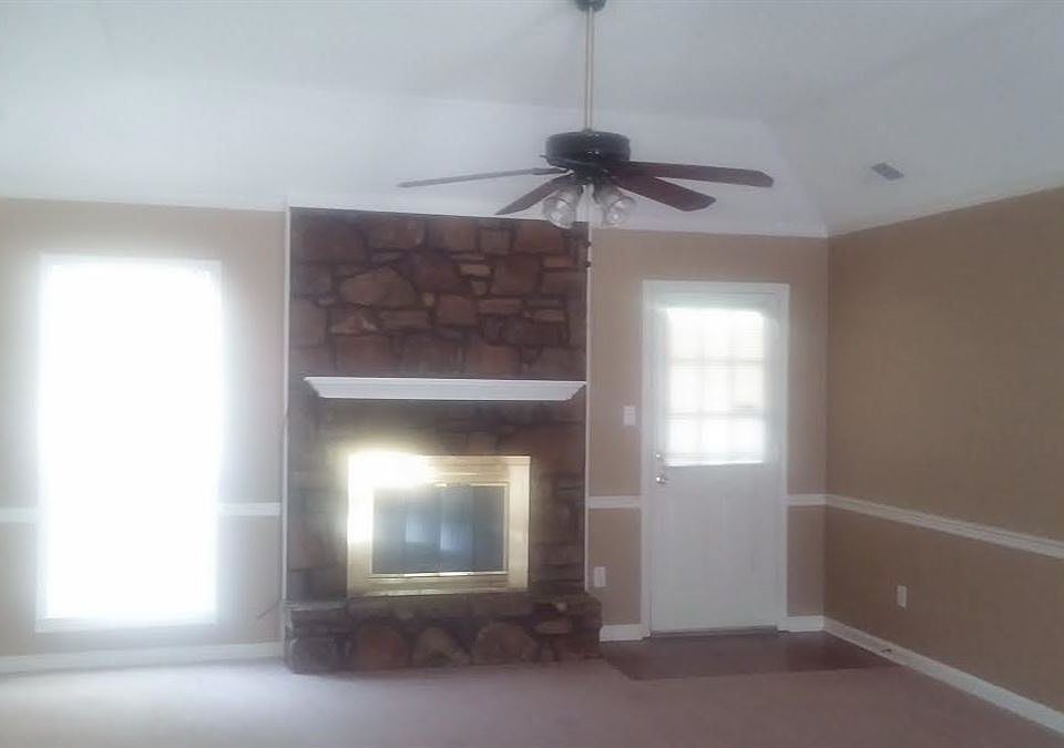 4530 country brook 2