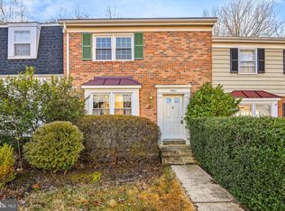 5041 Head Ct, Fairfax, VA 22032