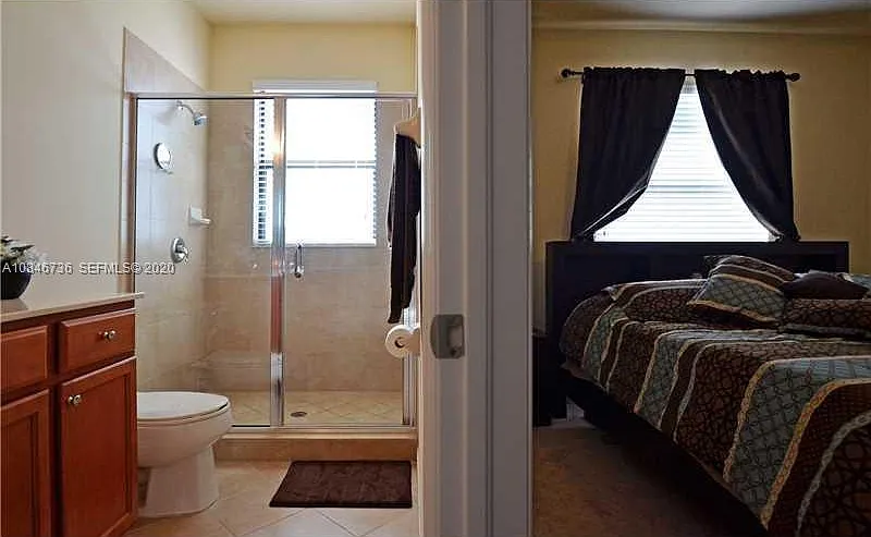 3 bed, 2.5 bath, 1610 sqft, $3,600 — Photo 4