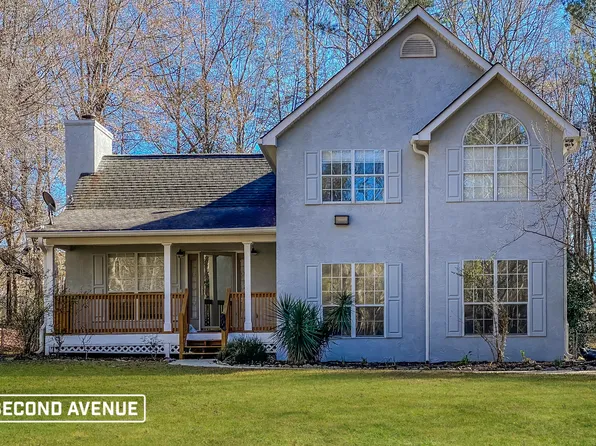 332 Bartlett Dr, Sharpsburg, GA 30277