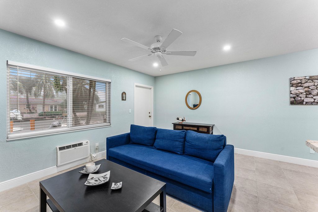 301 E MCNAB Road #113, photo 5