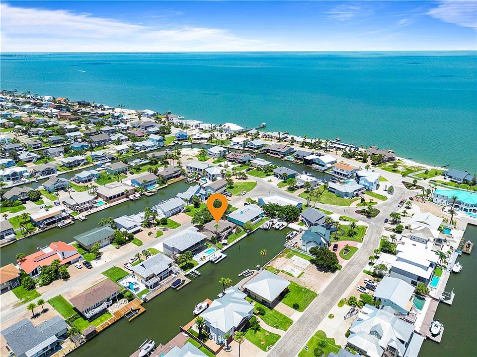 1st image of 4 Pelican Dr