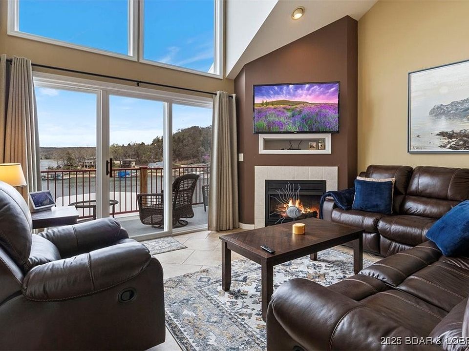 1st image of 538 Clearwater Dr #4C