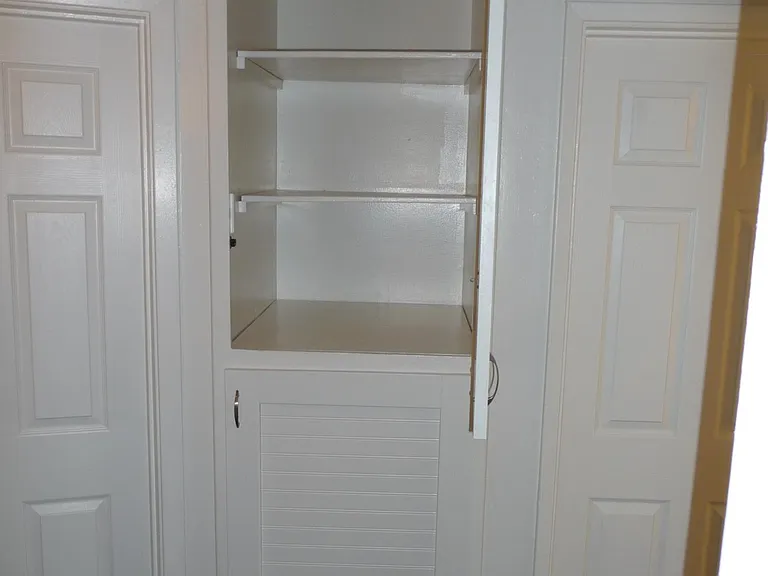 2635 California Ave — Photo 6