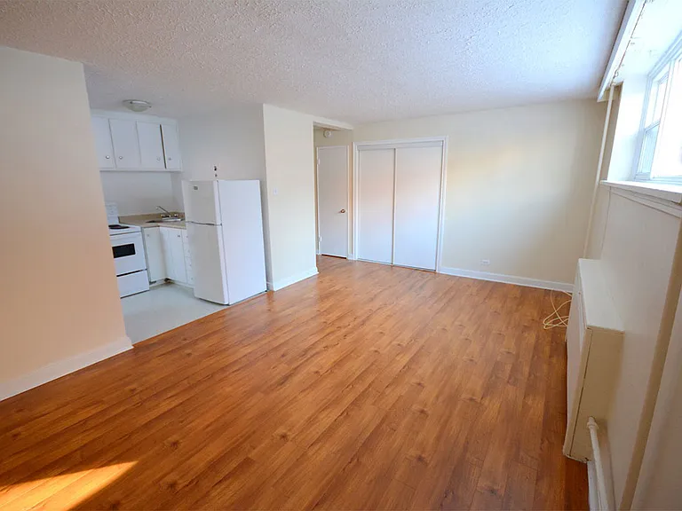 145 Stewart St — Photo 14