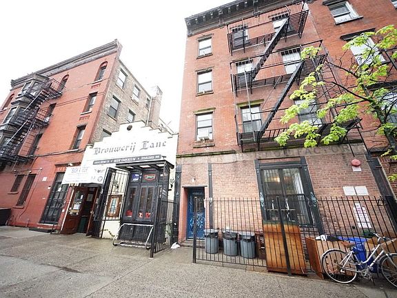 5th image of 74 Greenpoint Ave #C1